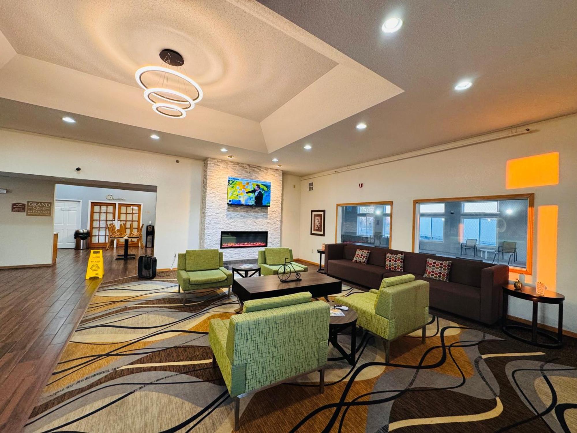 Grandstay Hotel And Suite Waseca Exterior photo