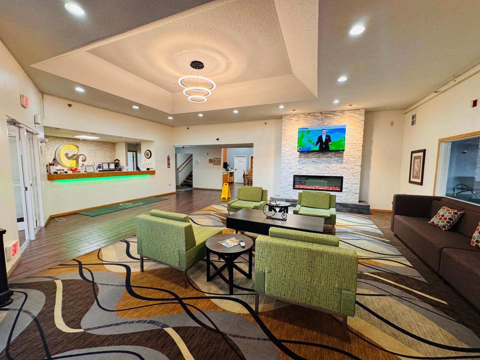 Grandstay Hotel And Suite Waseca Exterior photo